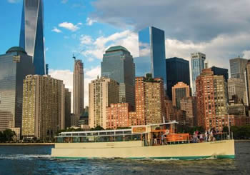 Manhattan II Yacht Charter